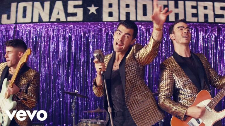 Jonas Brothers What A Man Gotta Do Official Video