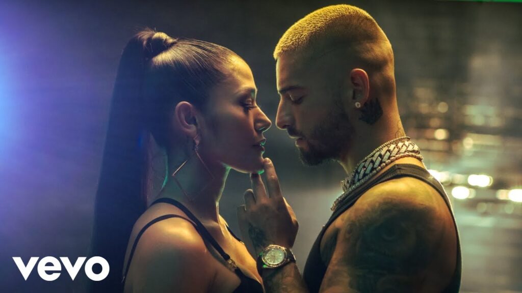 Farina Maluma Asi Asi Official Video