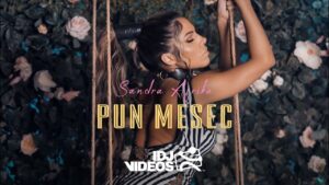 SANDRA AFRIKA PUN MESEC OFFICIAL VIDEO